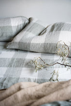 Load image into Gallery viewer, Sömn Luxury Linen Bedding | Fitted Sheet
