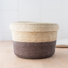 Load image into Gallery viewer, Tambo Basket With Cover piedra
