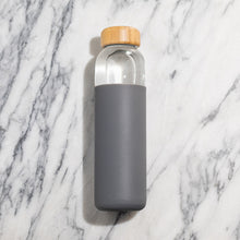 Load image into Gallery viewer, Soma 17 oz Drinking Bottle Gray
