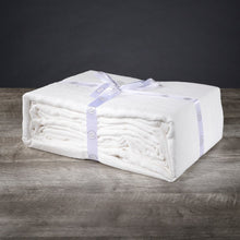 Load image into Gallery viewer, Delilah Home Organic Cotton Bed Sheets
